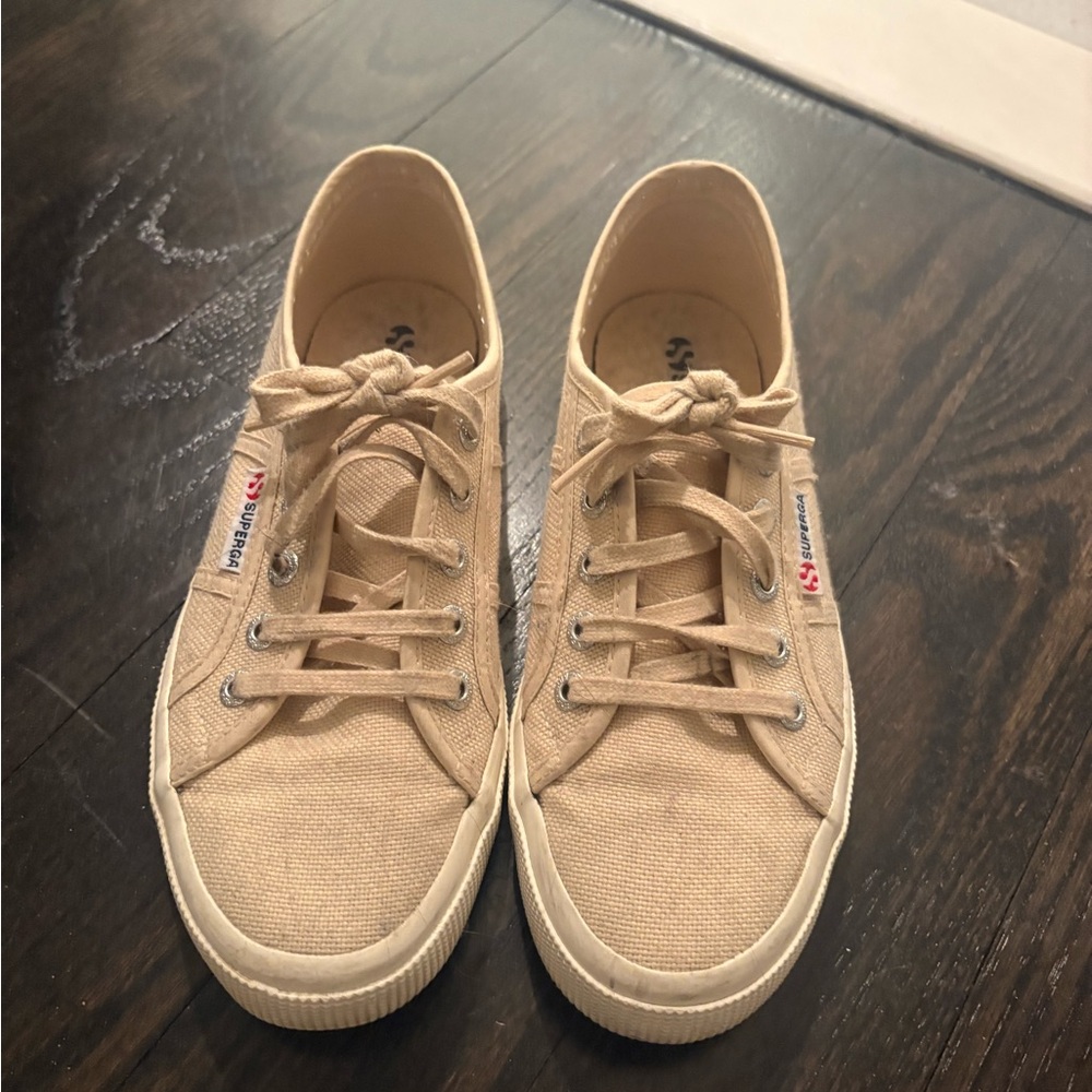 Superga COTU classic. Tan canvas